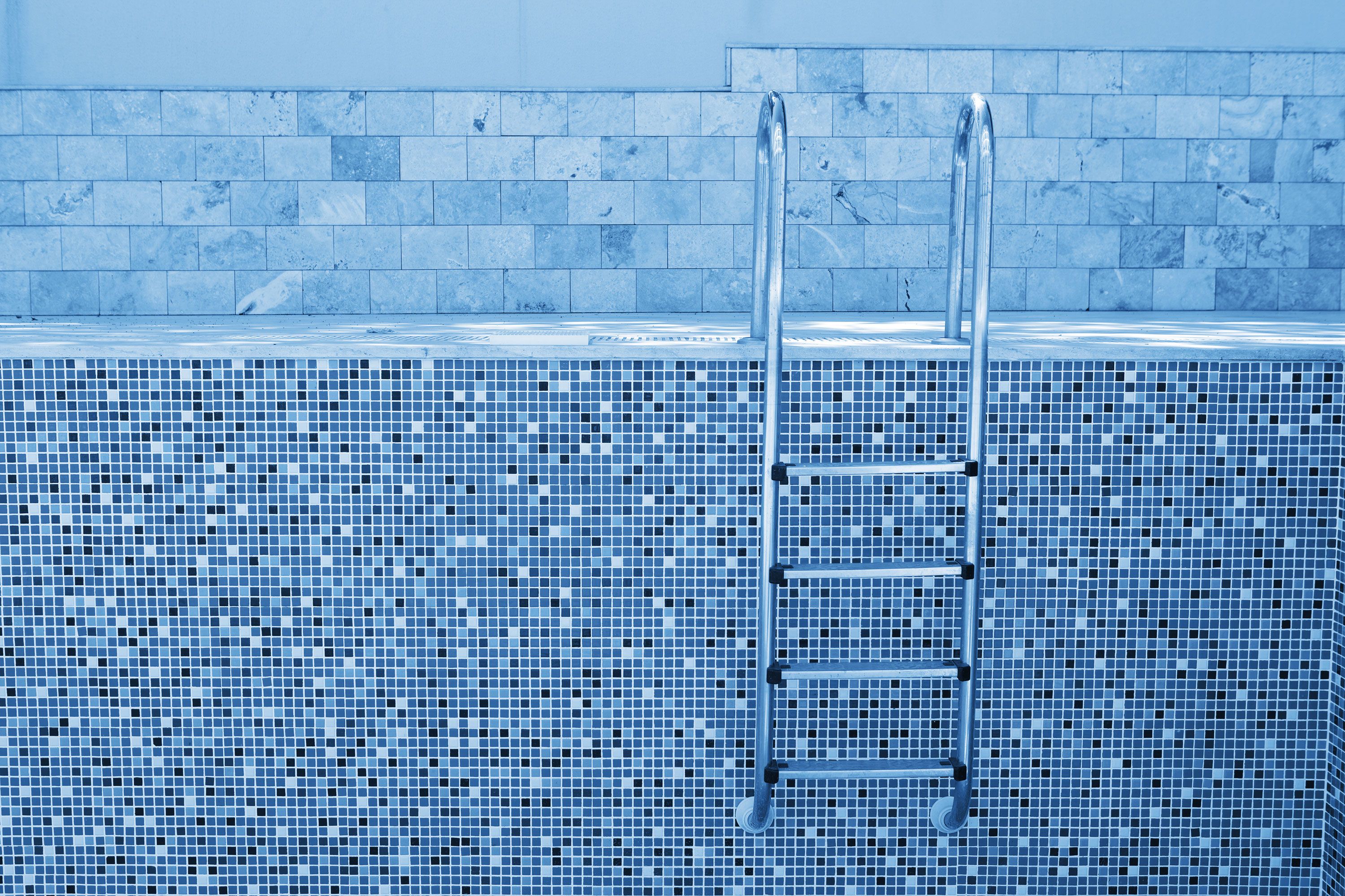Pool verliert Wasser, Schwimmbad undicht | Leitungen undicht | Leckortung Blue Detect | Wiener Neustadt